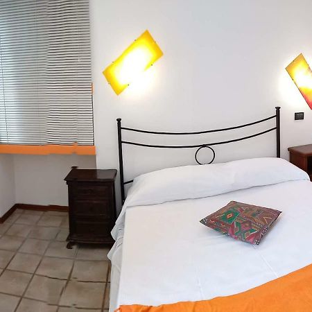 Bed and Breakfast Rainbow Relais Lesa Exterior foto